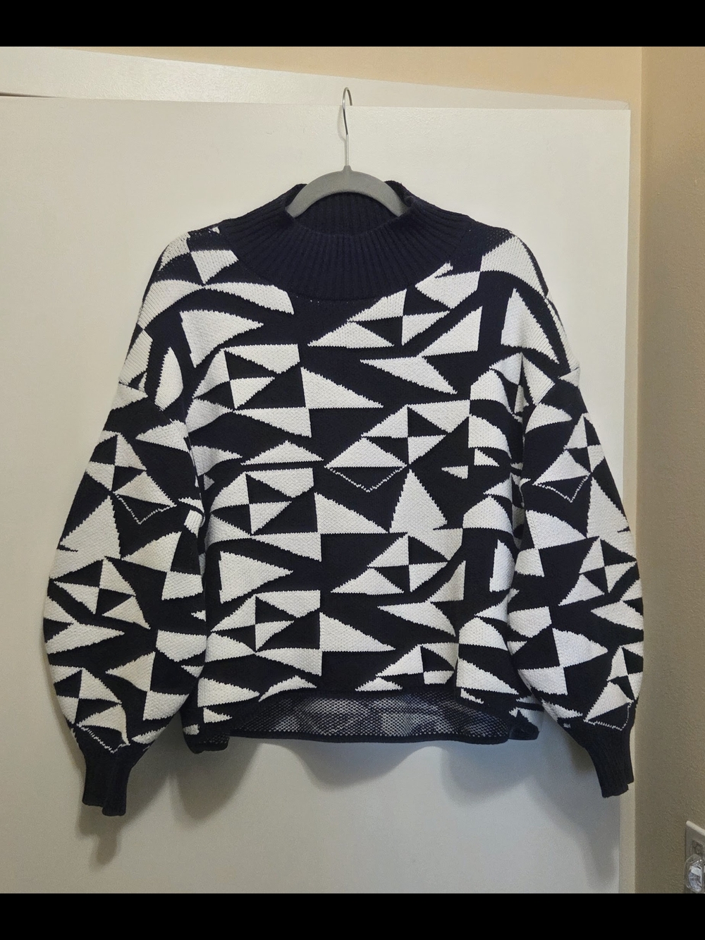 Maeve by Anthropologie Black & White Geometric Pull Over Sweater 1X